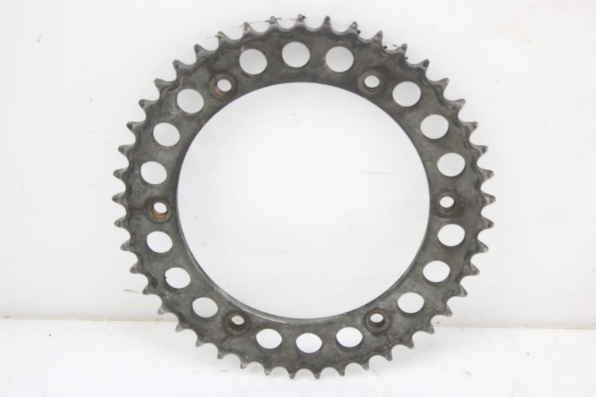 photo de KIT CHAINE TRIUMPH SPRINT ST 955 (1999 - 2001) - Gros plan technique