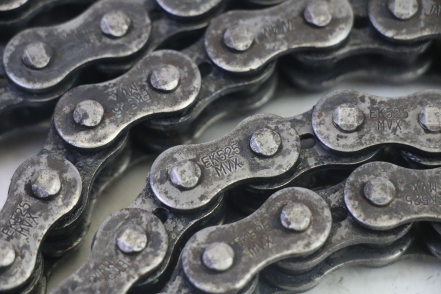 photo de KIT CHAINE KAWASAKI ZR 7 750 (1999 - 2004) - État de surface