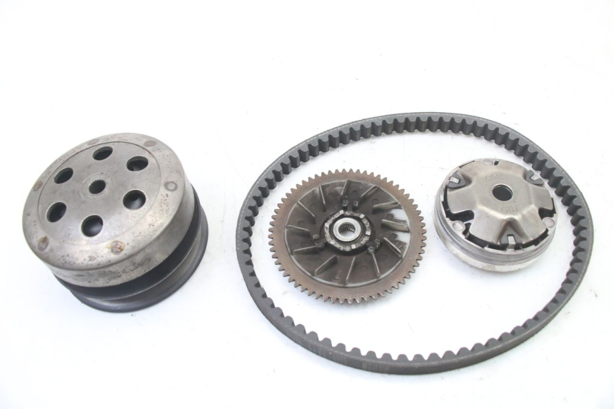 photo de KIT EMBRAYAGE VARIATEUR KYMCO AGILITY 4T 50 (2018 - 2022) - Détail de la pièce