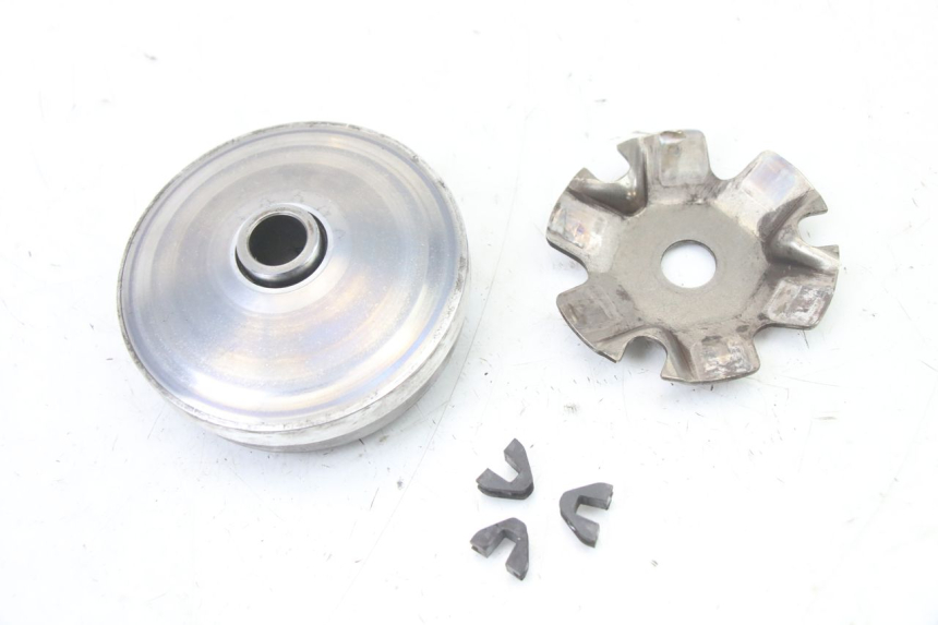 photo de KIT EMBRAYAGE VARIATEUR KYMCO AGILITY 4T 50 (2018 - 2022) - Marquages et références