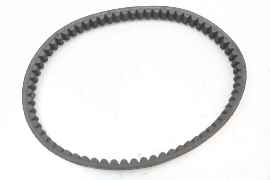 photo de KIT EMBRAYAGE VARIATEUR BAOTIAN TRAVEL SPIRIT 50 (2010 - 2012) - Gros plan technique