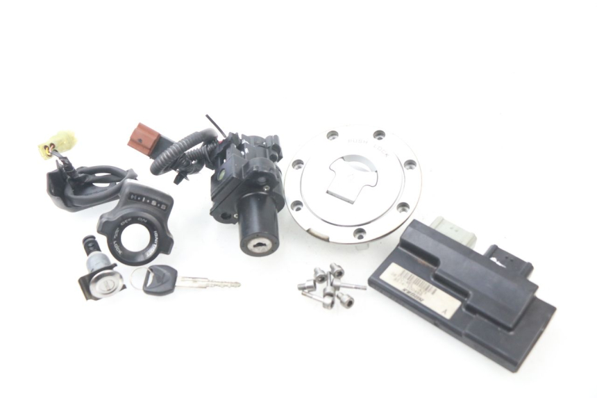 photo de KIT SERRURE CLE CDI NEIMAN HONDA CBR RR FIREBLADE 1000 (2006 - 2007) - Vue principale