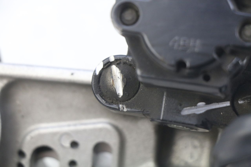 photo de KIT SERRURE CLE CDI NEIMAN YAMAHA FJR ABS 1300 (2006 - 2012) - État de surface