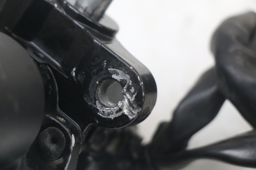 photo de KIT SERRURE CLE CDI NEIMAN YAMAHA FJR ABS 1300 (2006 - 2012) - Zoom composants