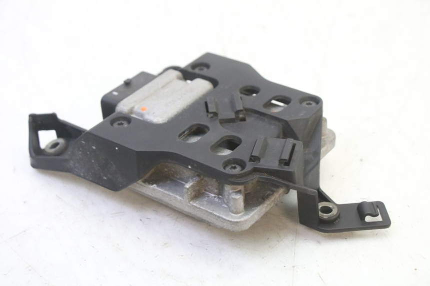 photo de KIT SERRURE CLE CDI NEIMAN BMW G310 R 310 (2016 - 2020) - Zoom qualité