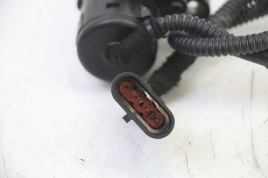 photo de KIT SERRURE CLE CDI NEIMAN BMW G310 R 310 (2016 - 2020) - Vue d’ensemble