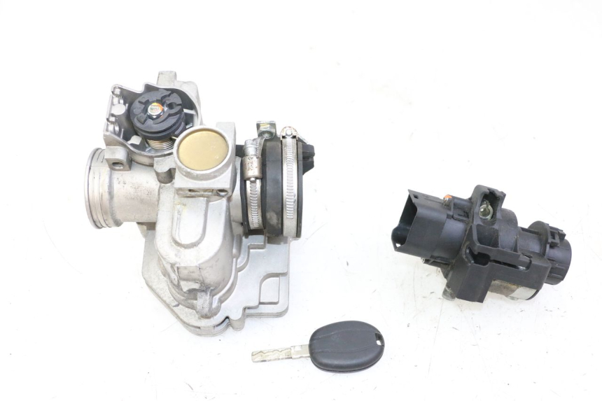 photo de KIT SERRURE CLE CDI NEIMAN PIAGGIO MP3 500 (2014 - 2017) - Pièce contrôlée