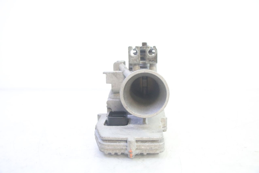 photo de KIT SERRURE CLE CDI NEIMAN PIAGGIO MP3 RL 250 (2006 - 2010) - Points de fixation