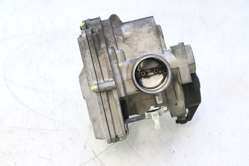 photo de KIT SERRURE CLE CDI NEIMAN PIAGGIO MP3 500 (2016 - 2018) - Zoom qualité