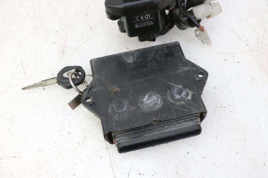 photo de KIT SERRURE CLE CDI NEIMAN YAMAHA TDM ABS 900 (2002 - 2014) - Détail de la pièce