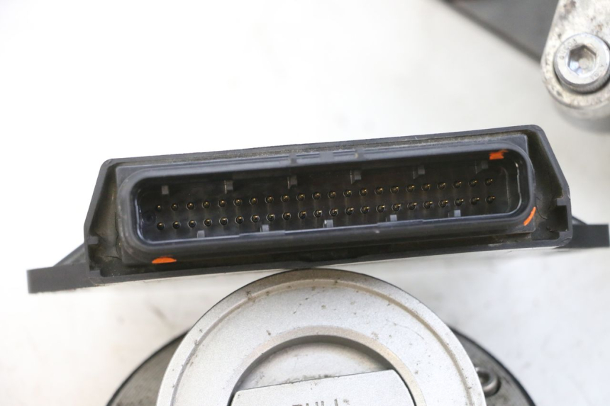 photo de KIT SERRURE CLE CDI NEIMAN YAMAHA TDM ABS 900 (2002 - 2014) - Focus structure