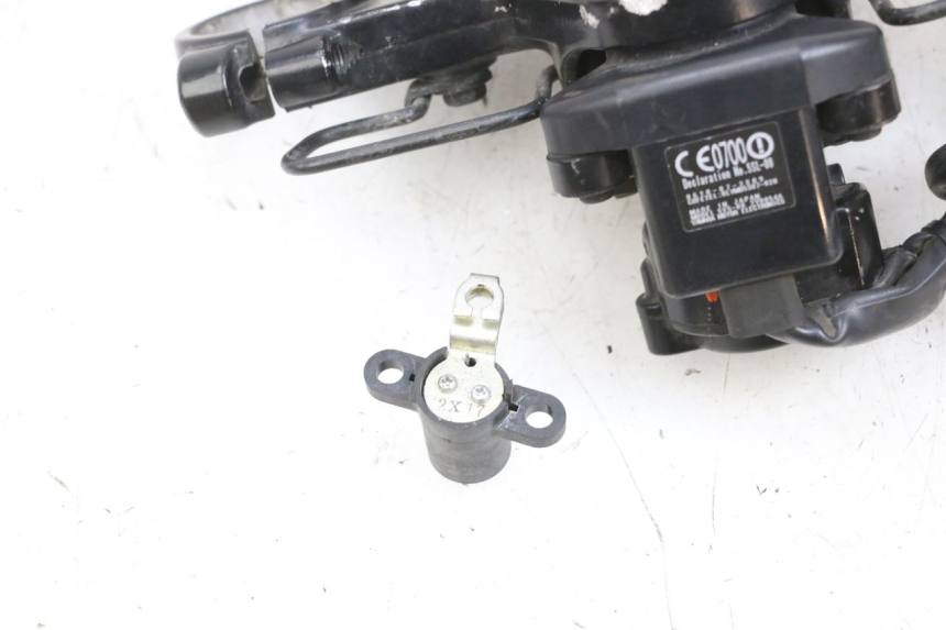 photo de KIT SERRURE CLE CDI NEIMAN YAMAHA TDM ABS 900 (2002 - 2014) - Marquages et références