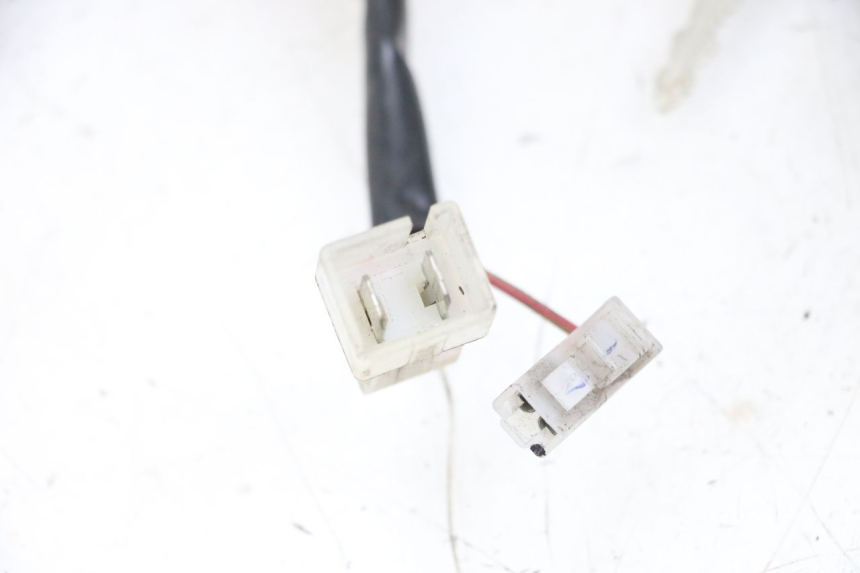 photo de KIT SERRURE CLE CDI NEIMAN YAMAHA X-MAX XMAX 125 (2010 - 2013) - Points de fixation