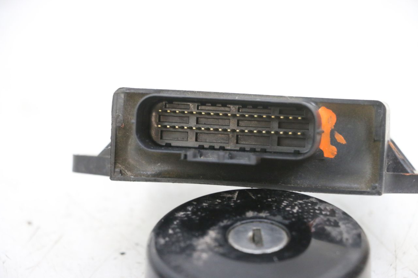 photo de KIT SERRURE CLE CDI NEIMAN YAMAHA X-MAX XMAX 125 (2010 - 2013) - Pièce contrôlée