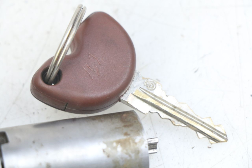 photo de KIT SERRURE CLE CDI NEIMAN PIAGGIO X9 EVOLUTION 125 (2003 - 2007) - Autre angle de vue