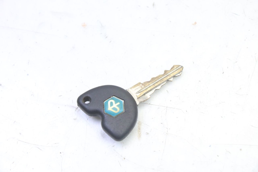 photo de KIT SERRURE CLE CDI NEIMAN PIAGGIO X9 EVOLUTION 125 (2003 - 2007) - Pièce contrôlée