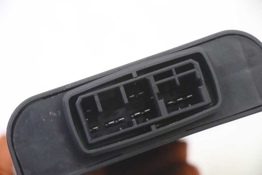 photo de KIT SERRURE CLE CDI NEIMAN PIAGGIO X9 EVOLUTION 125 (2003 - 2007) - Zoom composants