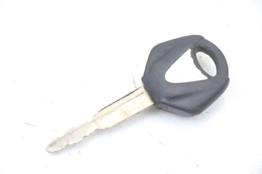 photo de KIT SERRURE CLE CDI NEIMAN YAMAHA X-MAX XMAX ABS 250 (2010 - 2014) - Points de fixation