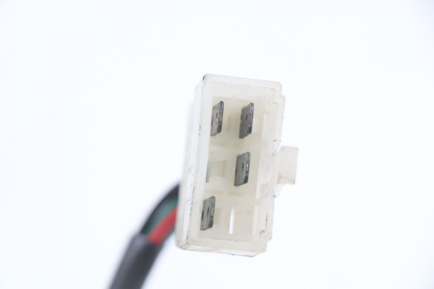 photo de KIT SERRURE CLE NEIMAN KYMCO AGILITY 4T 50 (2005 - 2018) - Points de fixation