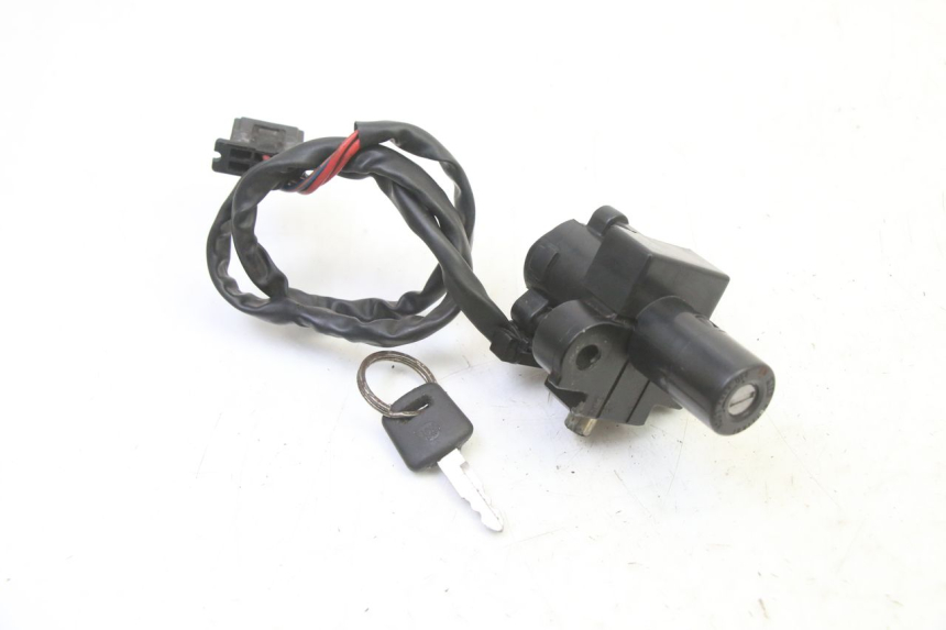 photo de KIT SERRURE CLE NEIMAN HONDA CBR RR FIREBLADE 900 (1992 - 1994) - Autre angle de vue