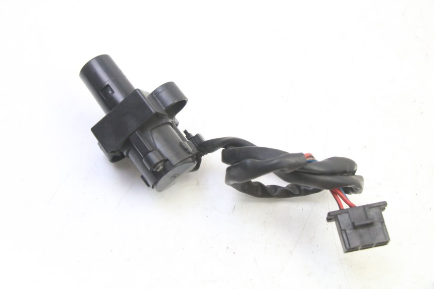 photo de KIT SERRURE CLE NEIMAN HONDA CBR RR FIREBLADE 900 (1992 - 1994) - Points de fixation