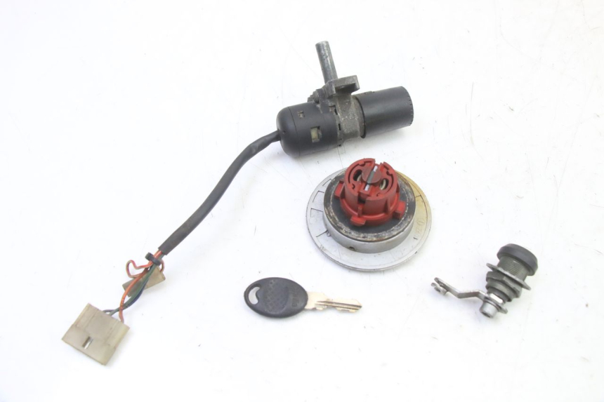 photo de KIT SERRURE CLE NEIMAN APRILIA CLASSIC 125 (1995 - 2001) - Détail de la pièce