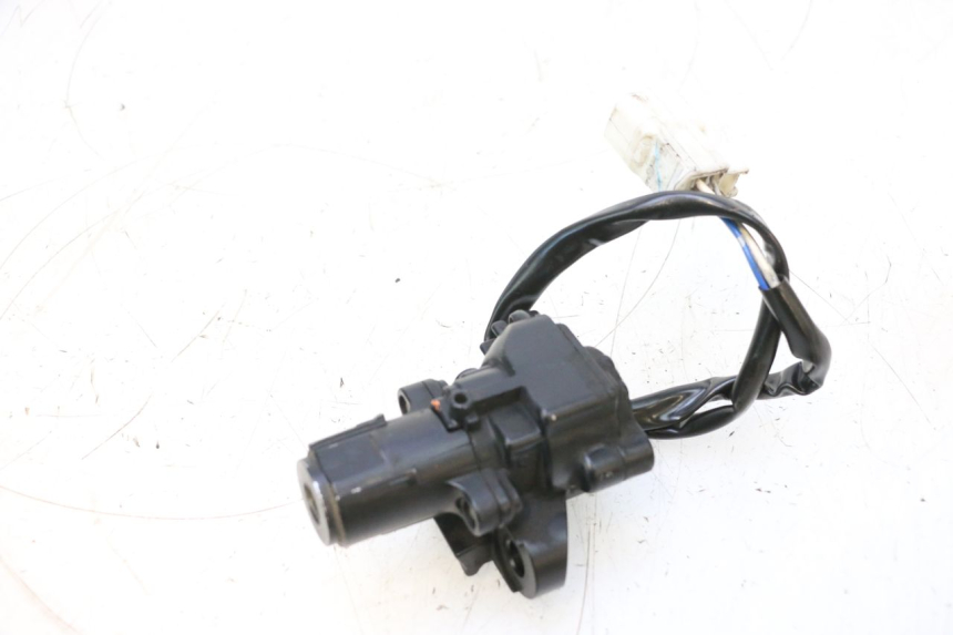 photo de KIT SERRURE CLE NEIMAN KAWASAKI ER-6 ER6 F ABS 650 (2012 - 2016) - Autre angle de vue