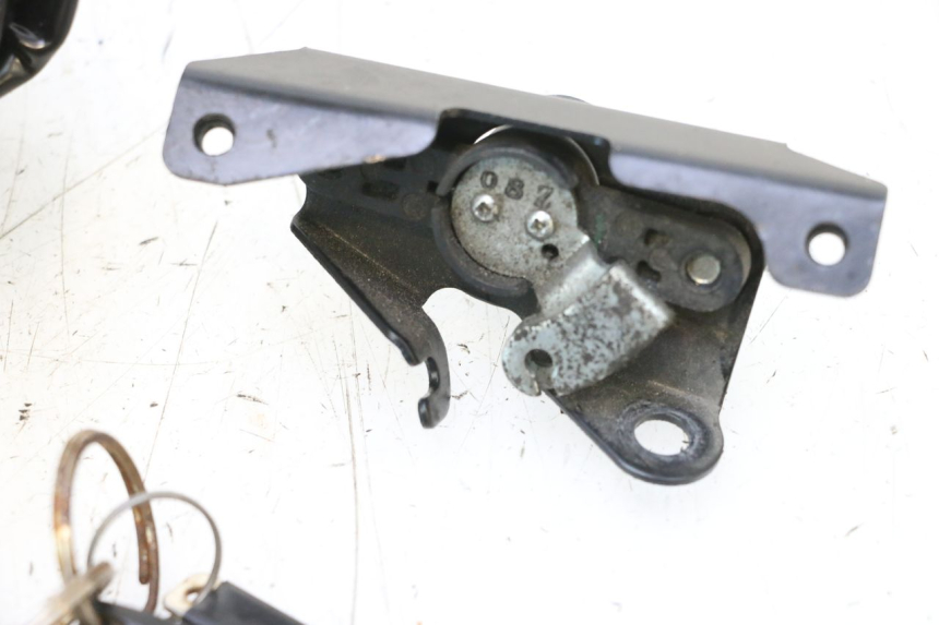 photo de KIT SERRURE CLE NEIMAN KAWASAKI ER-6 ER6 F ABS 650 (2012 - 2016) - État de surface