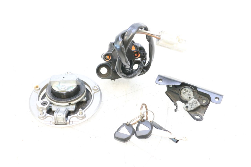 photo de KIT SERRURE CLE NEIMAN KAWASAKI ER-6 ER6 F ABS 650 (2012 - 2016) - Marquages et références
