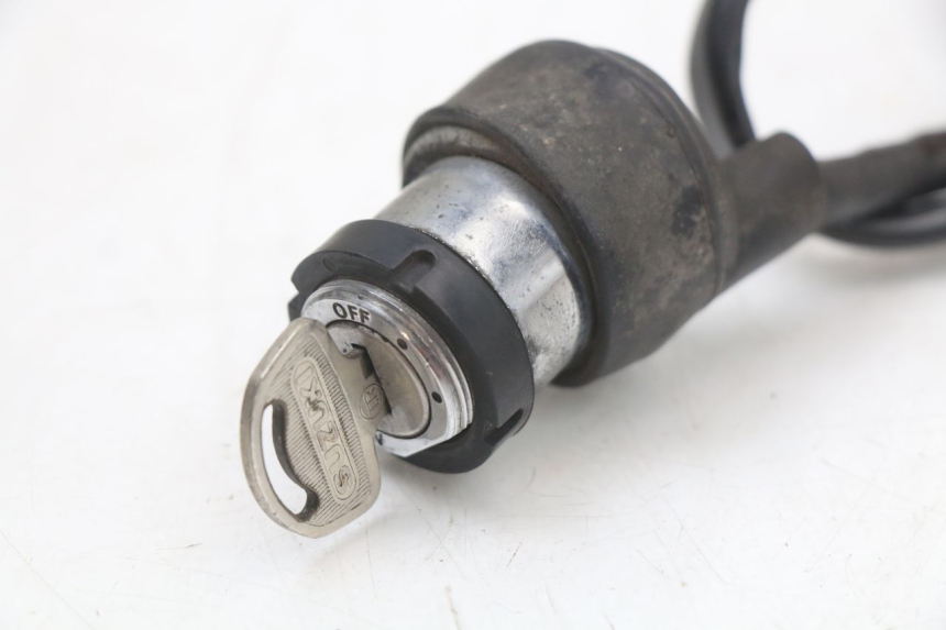 photo de Ensemble de serrure avec clé Neiman SUZUKI GN 125 (1997 - 2000) - Vue d’ensemble