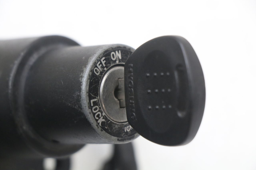 photo de KIT SERRURE CLE NEIMAN HYOSUNG GTR 125 (2006 - 2008) - Vue d’ensemble