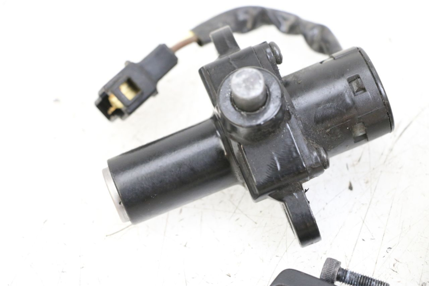 photo de KIT SERRURE CLE NEIMAN HUSQVARNA SVARTPILEN 401 (2018 - 2023) - Zoom état d’usage