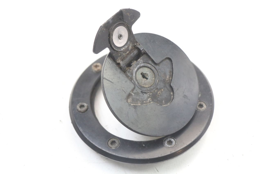 photo de KIT SERRURE CLE NEIMAN KAWASAKI GTR 1000 (1994 - 2004) - État de surface