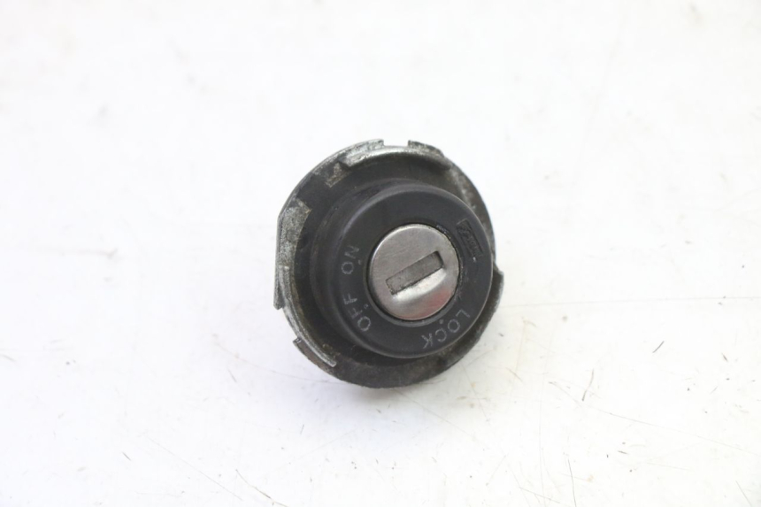 photo de KIT SERRURE CLE NEIMAN PIAGGIO LIBERTY 4T 50 (2009 - 2015) - Détail de la pièce