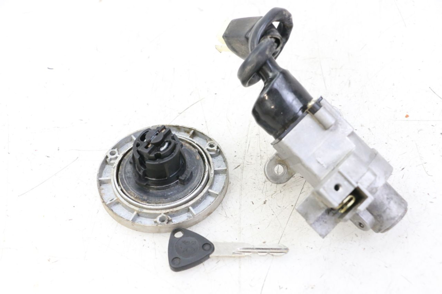 photo de KIT SERRURE CLE NEIMAN PEUGEOT SPEEDFIGHT 3 LC 2T 50 (2009 - 2015) - Autre angle de vue