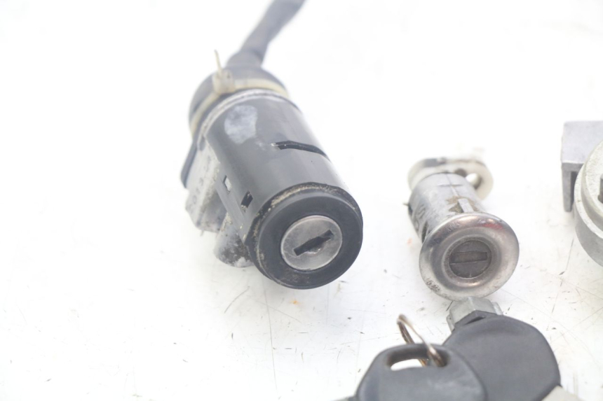 photo de KIT SERRURE CLE NEIMAN DOLPHIN PYGMY 1 (2020 - 2024) - Vue d’ensemble