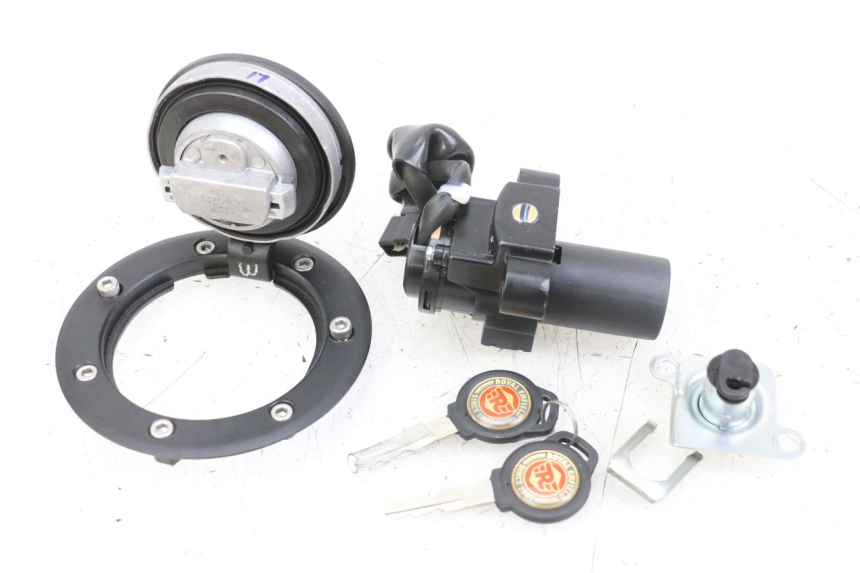 photo de KIT SERRURE CLE NEIMAN ROYAL ENFIELD SCRAM 411 (2022 - 2024) - Détail de la pièce