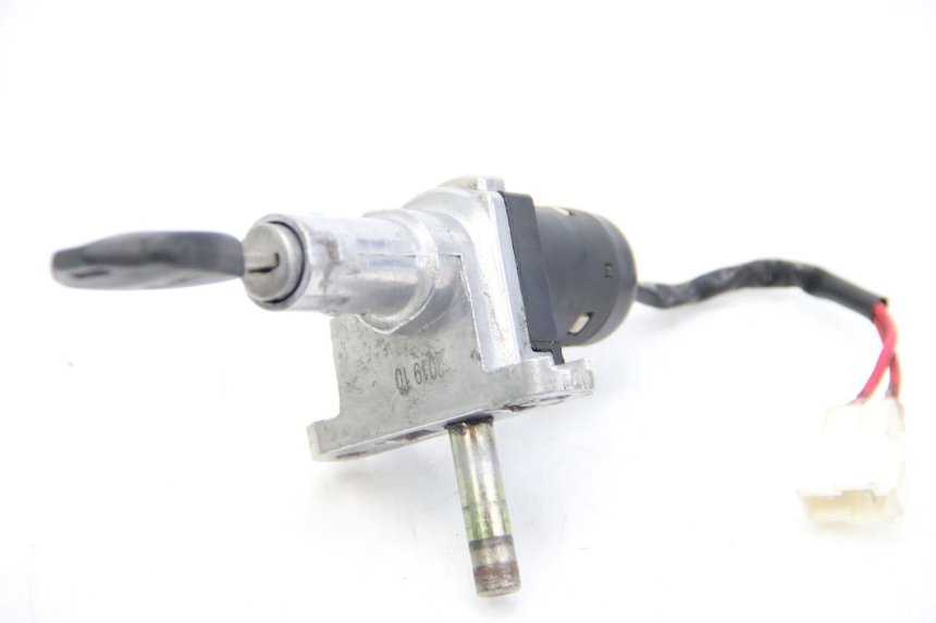 photo de KIT SERRURE CLE NEIMAN LVNENG S5 1 (2019 - 2023) - Détail de la pièce