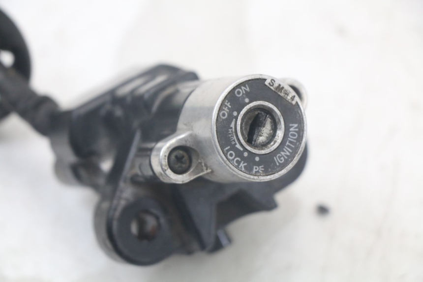 photo de KIT SERRURE CLE NEIMAN SUZUKI SV N 650 (1999 - 2002) - Vue d’ensemble