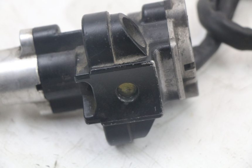 photo de KIT SERRURE CLE NEIMAN SUZUKI SV N 650 (1999 - 2002) - Marquages et références