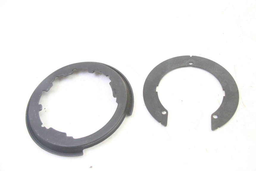 photo de KIT SERRURE CLE NEIMAN SUZUKI SV S 650 (2003 - 2009) - Focus structure