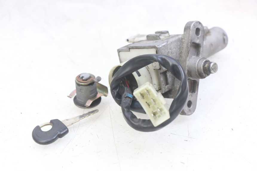 photo de KIT SERRURE CLE NEIMAN SYM SYMPHONY 125 (2009 - 2015) - Zoom état d’usage