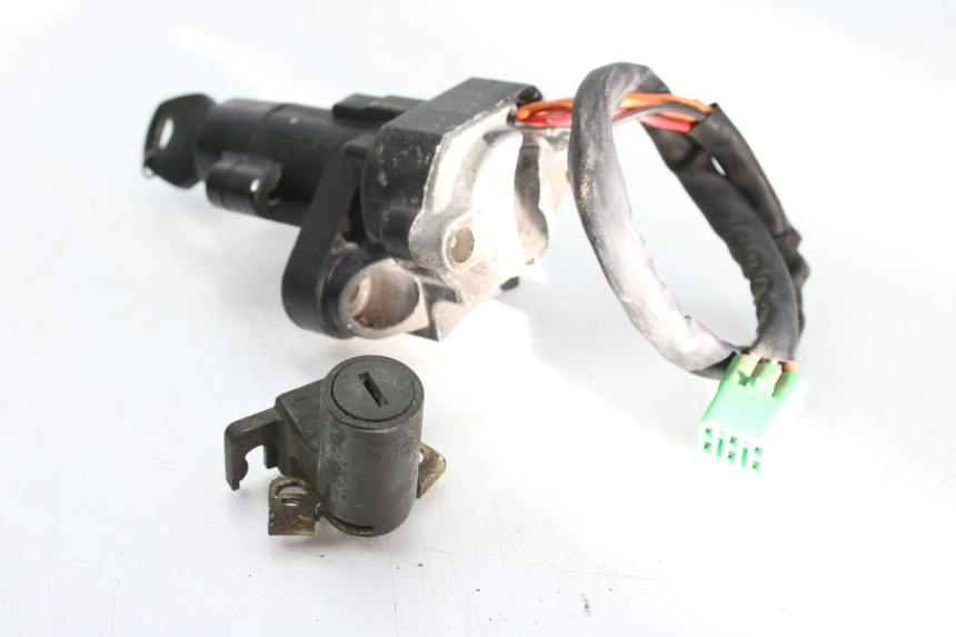 photo de KIT SERRURE CLE NEIMAN SUZUKI TLS TL S 1000 (1997 - 2001) - Vue d’ensemble