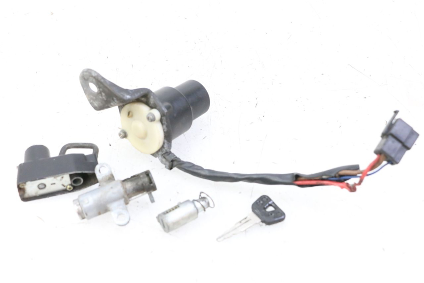 photo de KIT SERRURE CLE NEIMAN YAMAHA XV VIRAGO 535 (1988 - 2004) - Vue d’ensemble