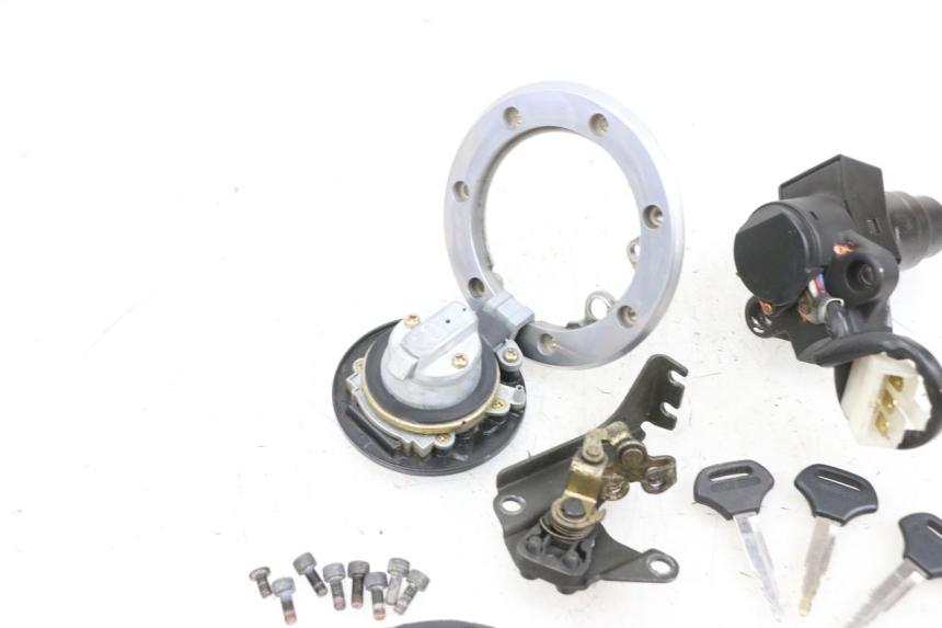 photo de KIT SERRURE CLE NEIMAN KAWASAKI ZR 7 750 (1999 - 2004) - Vue d’ensemble