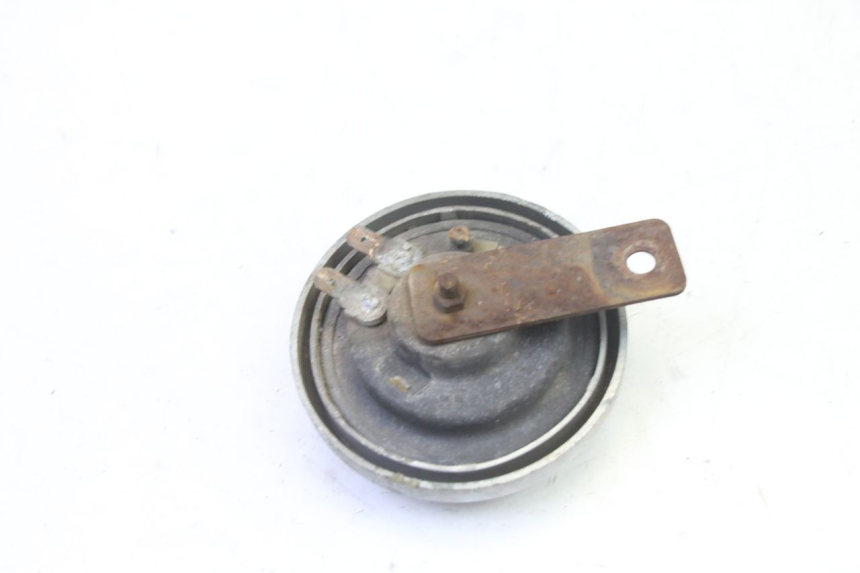 photo de Klaxon HYOSUNG GV AQUILA 125 (2000 - 2009) - Autre angle de vue