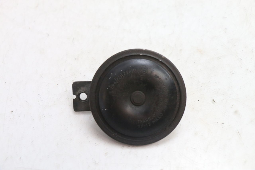 photo de KLAXON YAMAHA FJR 1300 (2001 - 2005) - Vue principale