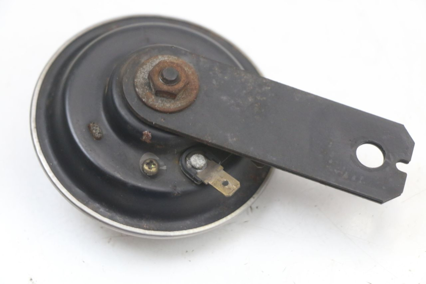 photo de KLAXON SUZUKI GZ MARAUDER 125 (1998 - 2004) - Zoom état d’usage