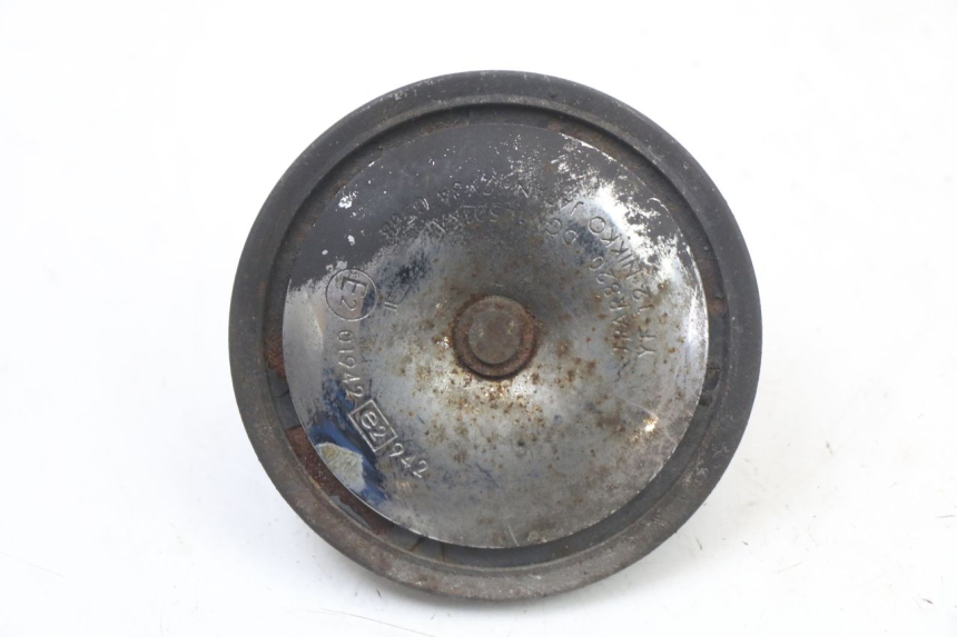 photo de KLAXON KAWASAKI ZR7 ZR-7 S 750 (1999 - 2004) - Vue principale