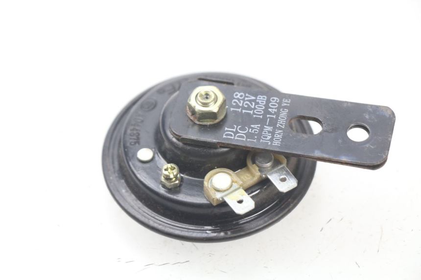 photo de KLAXON PEUGEOT KISBEE 2T 50 (2010 - 2017) - Détail de la pièce